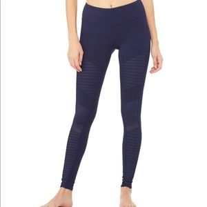worn twice! Alo Yoga hw moto leggings